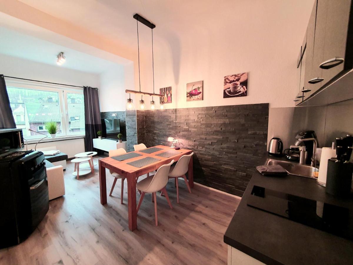 Moderne Wohlfuehloase Zentral In Seenaehe - Pillow Menu, 2 Stk 55" Smart Tvs, Netflix, Disneyplus Uvm Wetter  Exterior foto